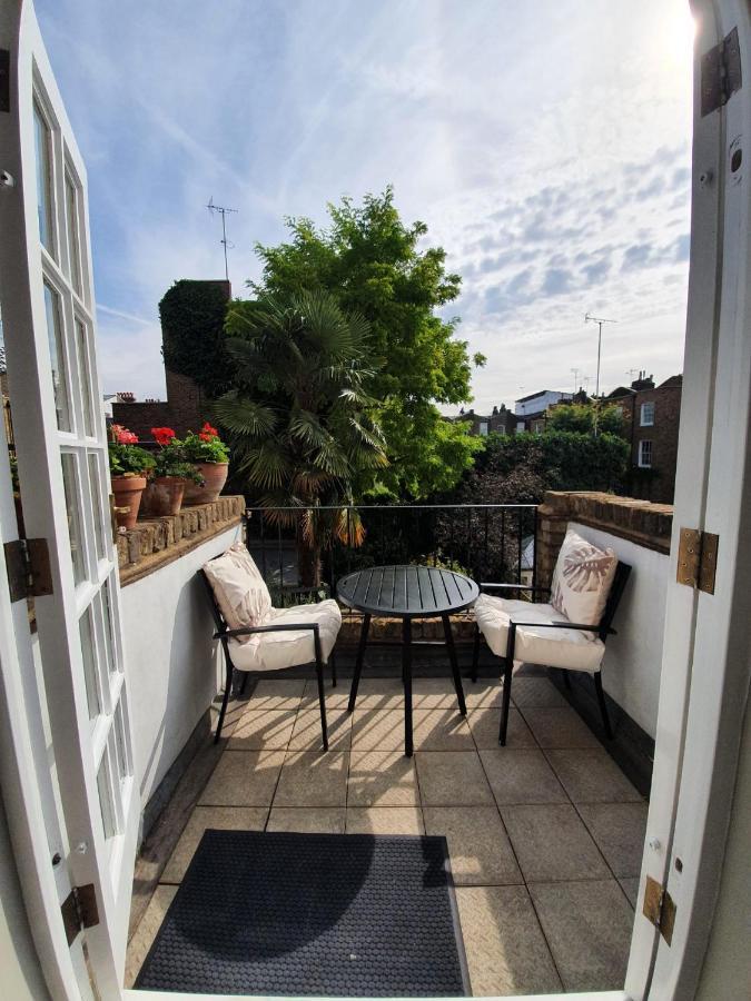 Lovely Large 1 Bed Renovated Flat W Balcony & 600Mb Wifi Londra Exterior foto