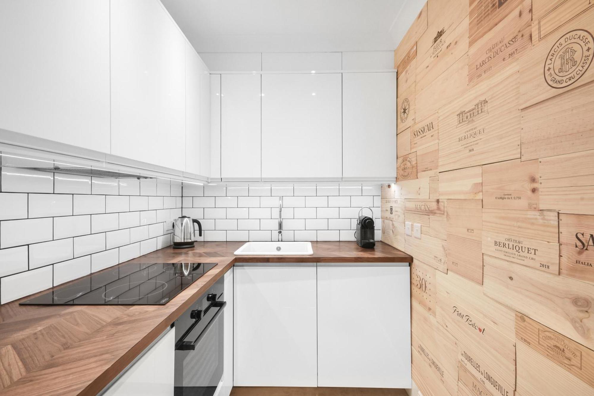 Lovely Large 1 Bed Renovated Flat W Balcony & 600Mb Wifi Londra Exterior foto